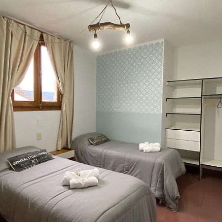 Hotel Maktub Hosteria à El Bolsón Extérieur photo